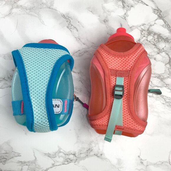 Two Handheld Hydration Bottles - Picture 2 of 8